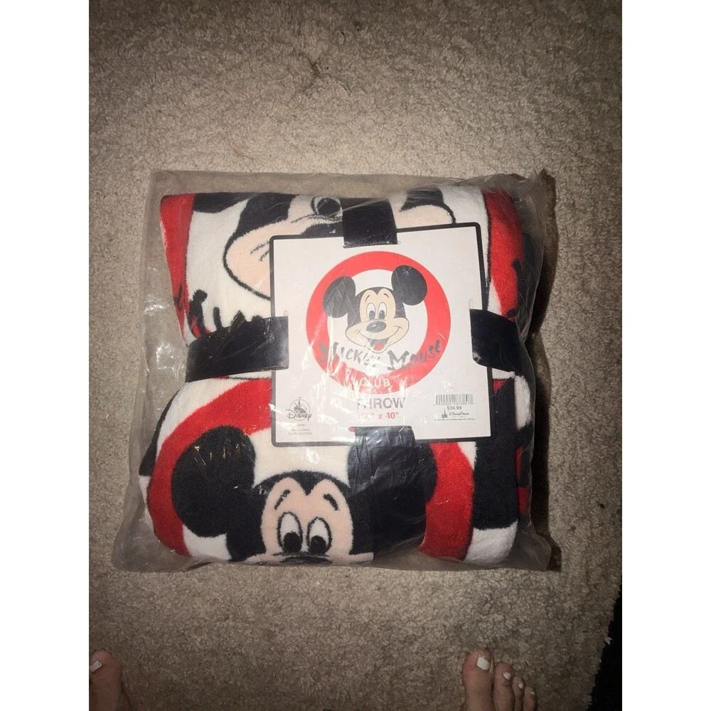 Disney Mickey Mouse Club Throw Blanket New in Original Packaging 60in x 40in